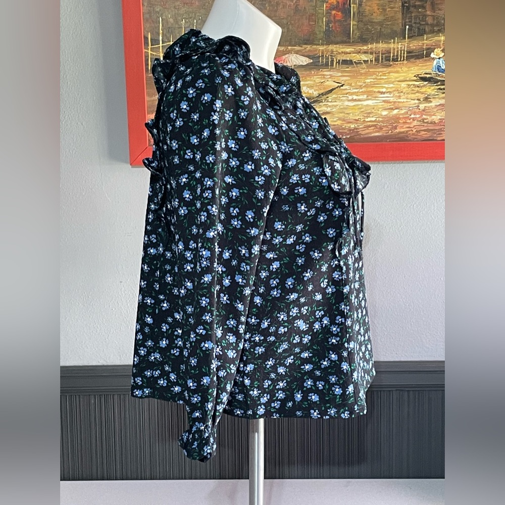 Loft Blouse SZ - L - Picture 2 of 5